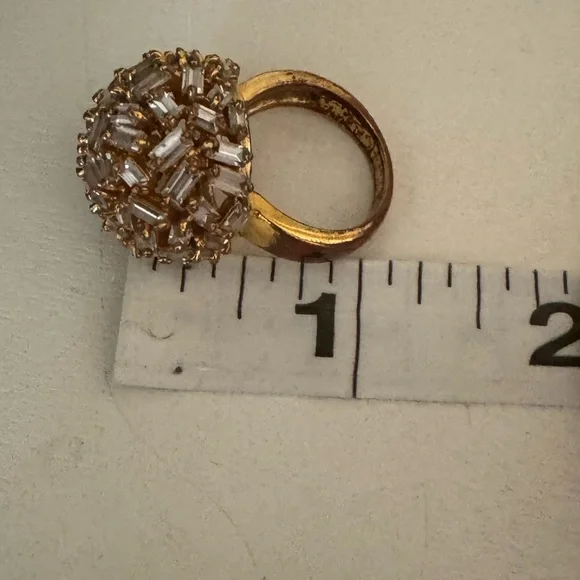 Large Gold rhinestone “ball” ring w/ rectangle muted rhinestones pieces -Size 8 - Picture 10 of 11